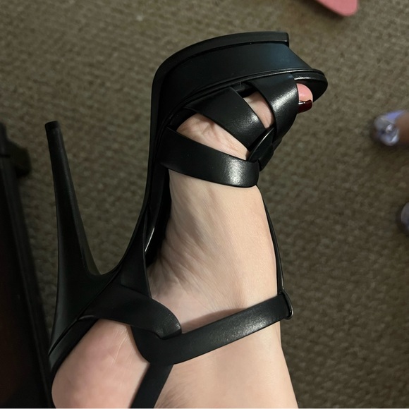 Authentic- New Saint Laurent 5.5 - Picture 3 of 3